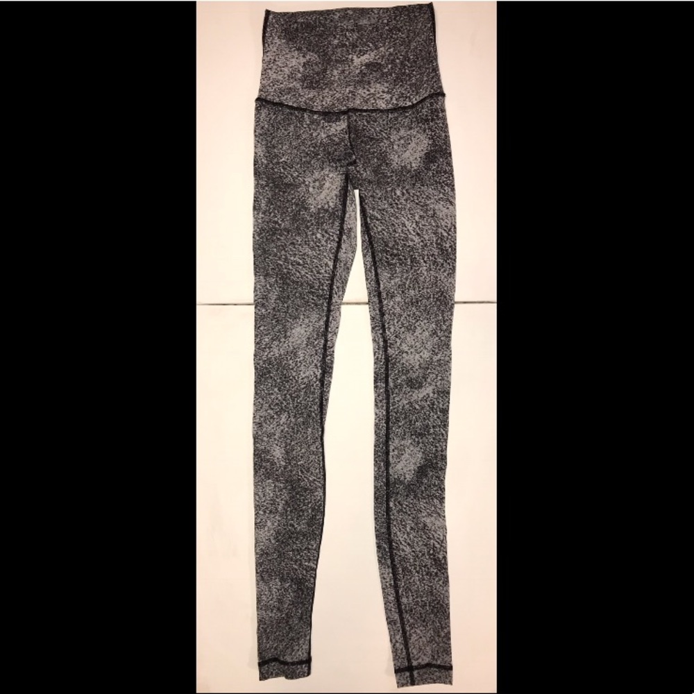 Lululemon high rise wunder under size 4
